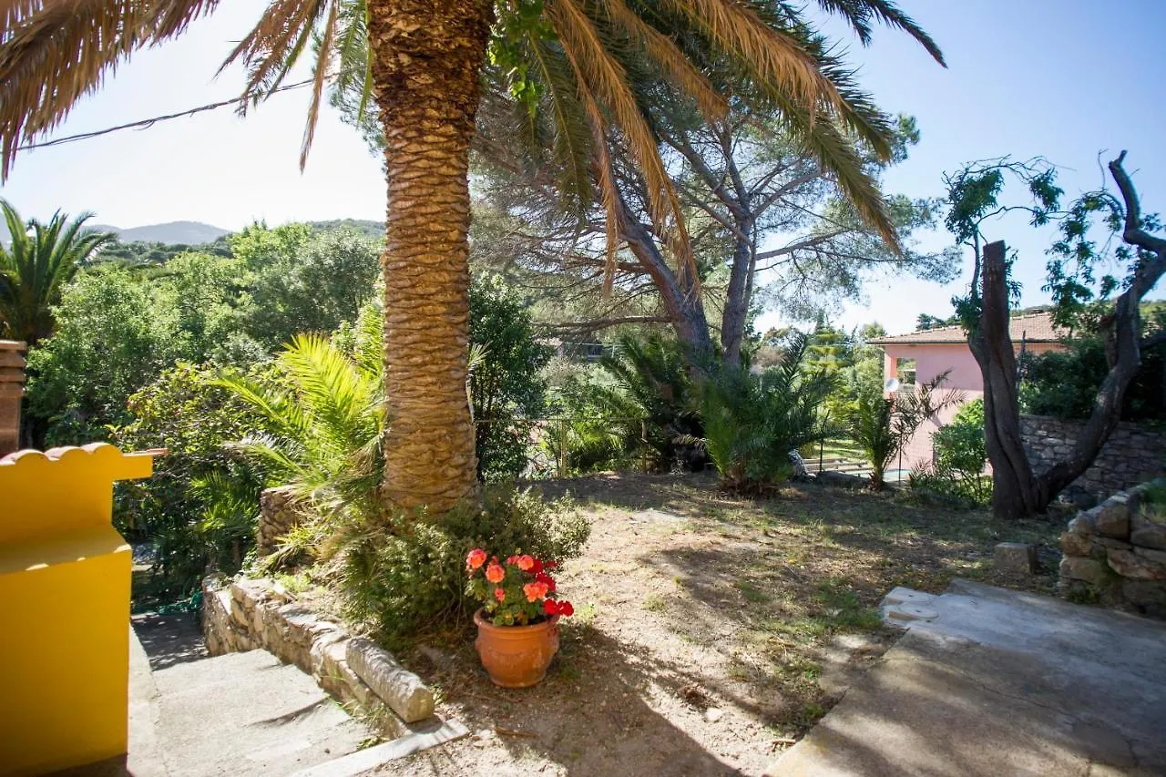 Villa Del Colle Charme E Relax Procchio  Italy